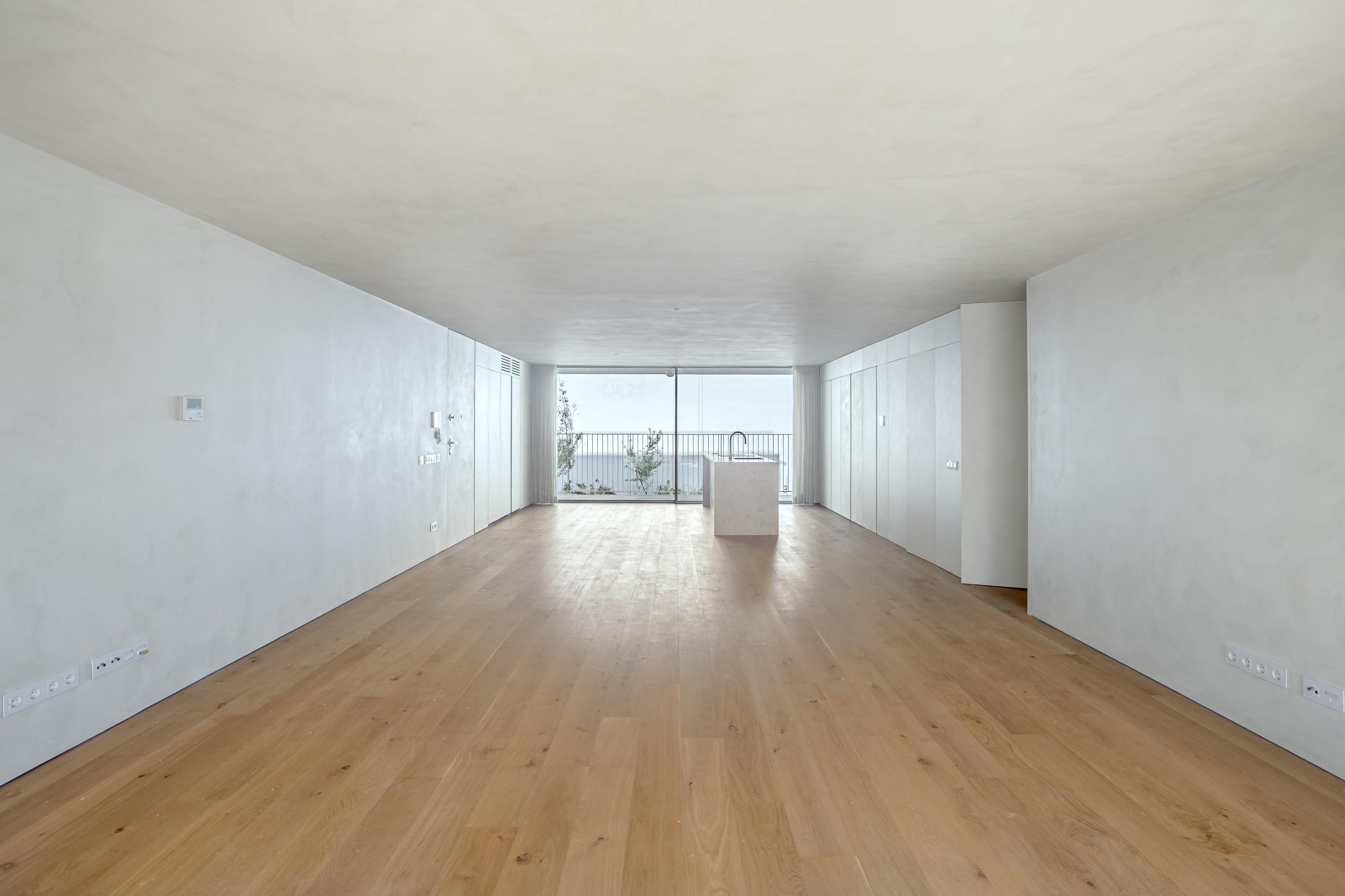 2-bedroom apartment with garage in Atelier Condominium Lisbon