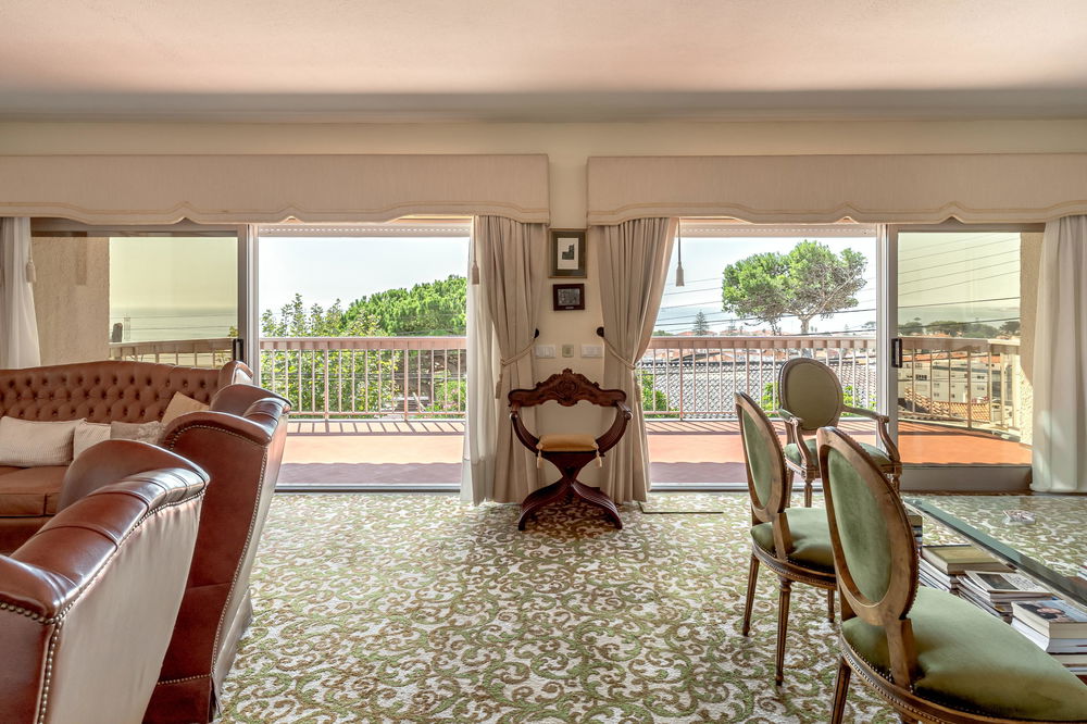 5-bedroom villa sea view and garden in Parede Cascais 1913027757