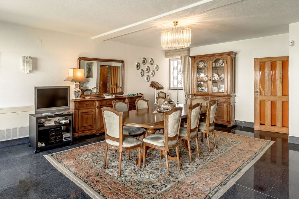 5-bedroom villa sea view and garden in Parede Cascais 1913027757