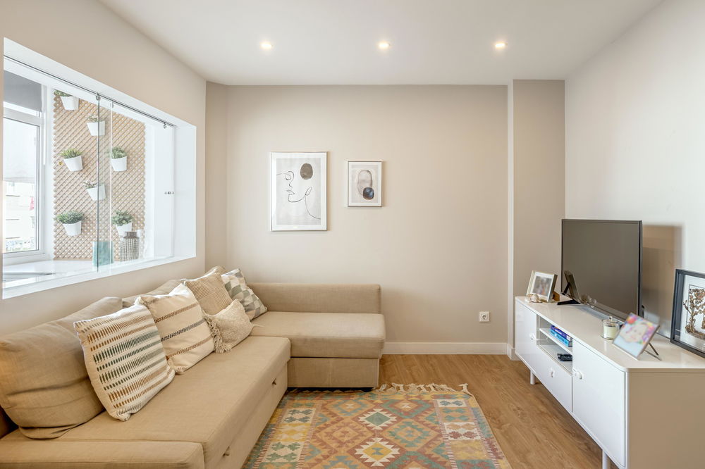 Renovated 2-bedroom apartment in Cascais 3959430375