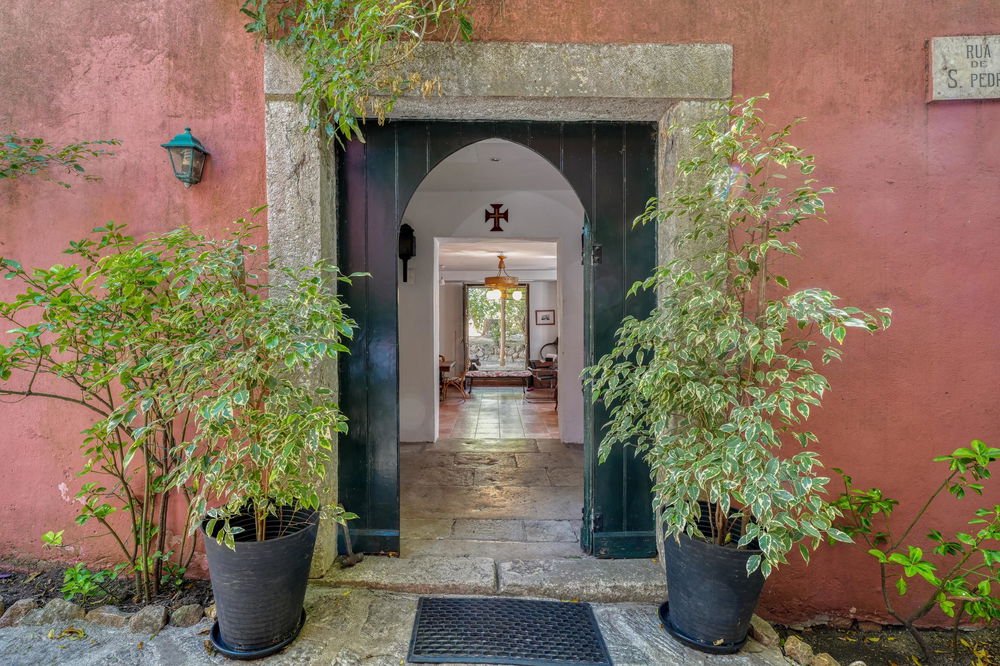 4+2 bedroom villa with a pool in Caparide, Cascais 327724727