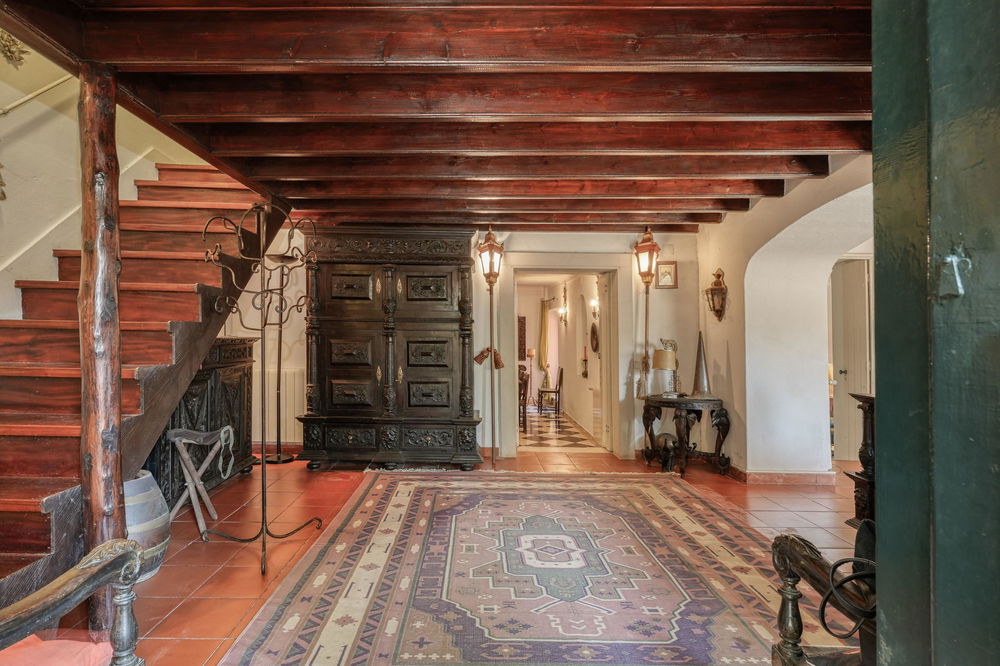 4+2 bedroom villa with a pool in Caparide, Cascais 327724727