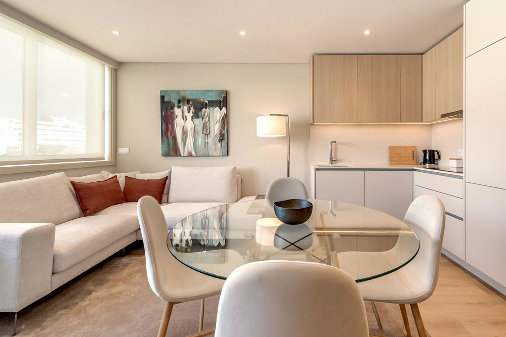 Furnished 1-bedroom apartment in Matosinhos Sul, Porto 2318683459