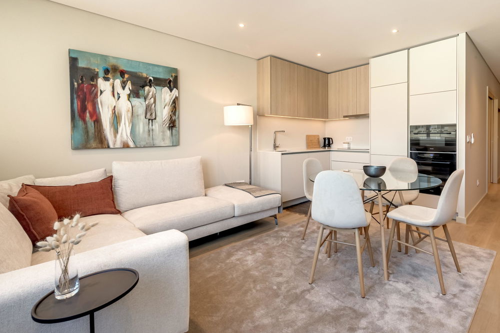 Furnished 1-bedroom apartment in Matosinhos Sul, Porto 2318683459