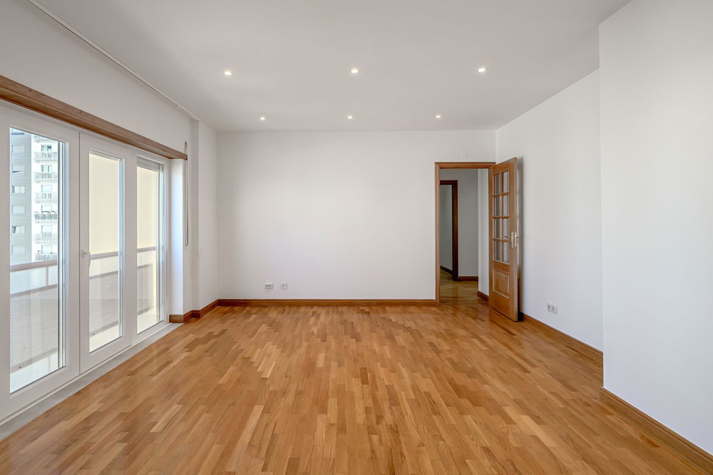 2-bedroom apartment with box garage in Telheiras, Lisbon 175063124