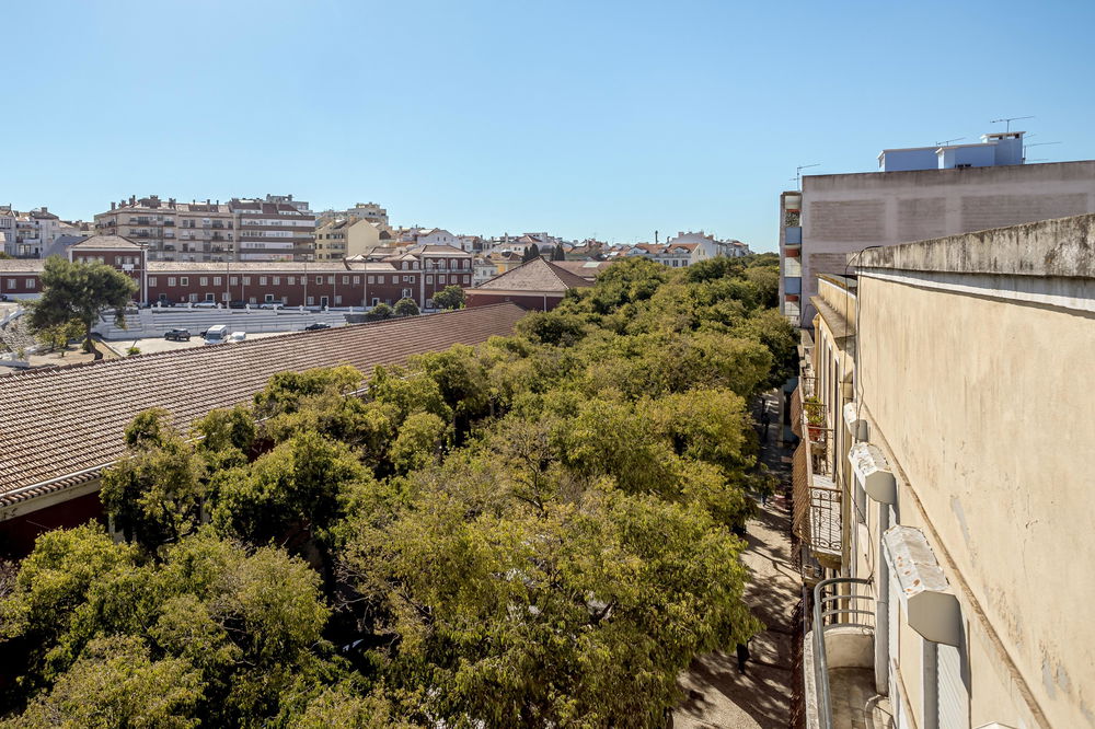 T2 apartment, on Rua Ferreira Borges, Campo de Ourique 2213881327