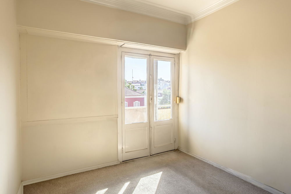 T2 apartment, on Rua Ferreira Borges, Campo de Ourique 2213881327