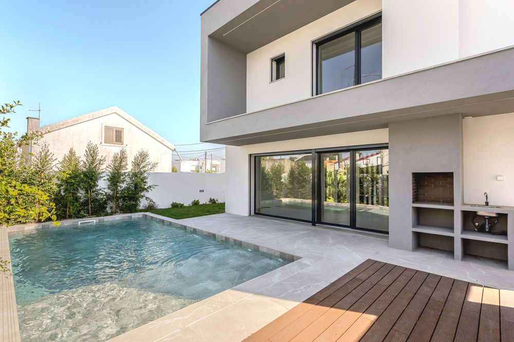 3-bedroom villa with swimming pool in Aroeira 2959879160