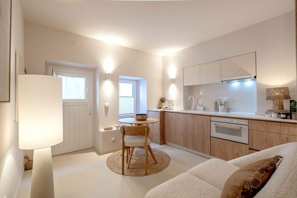 Renovated 1-bedroom apartment in São Bento, Lisbon 2283473221