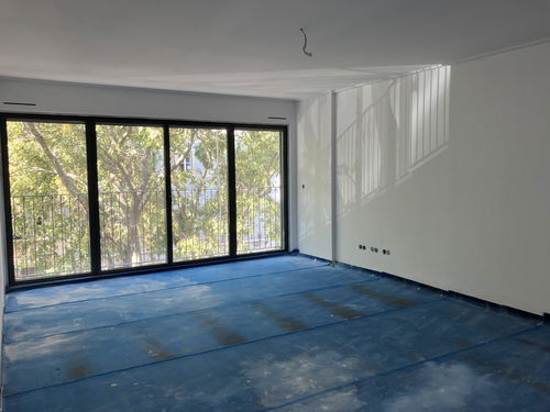 2-bedroom apartment with parking, in Alcântara, Lisbon 1832849366