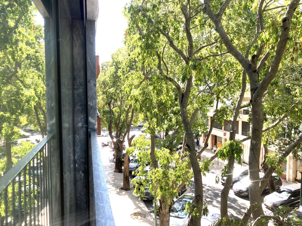 2-bedroom apartment with parking, in Alcântara, Lisbon 1832849366