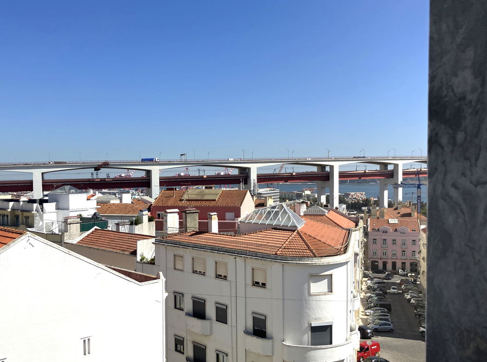 2-bedroom apartment with parking, in Alcântara, Lisbon 29381859