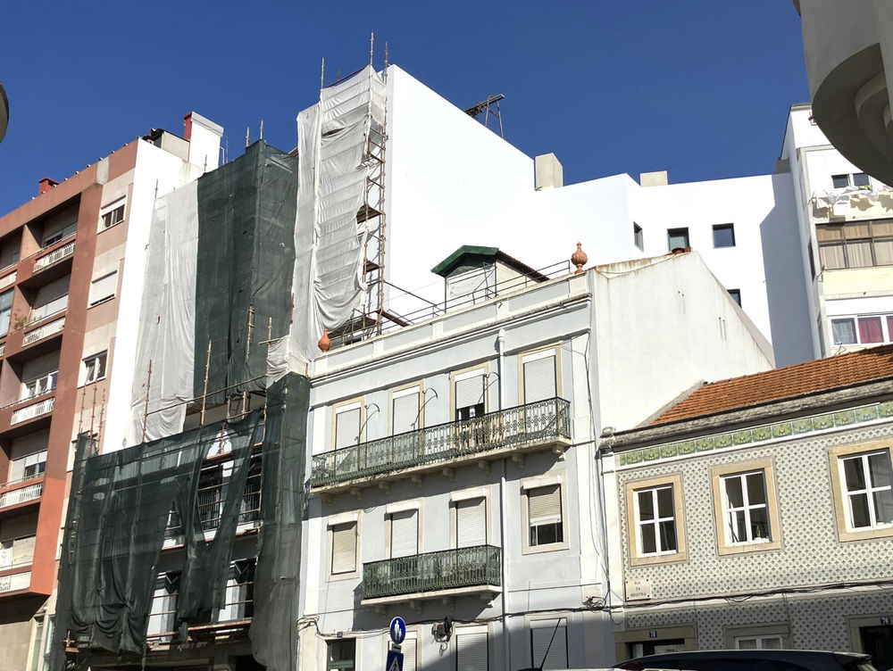 3-bedroom apartment with terrace in Alcântara, Lisbon 2839146275