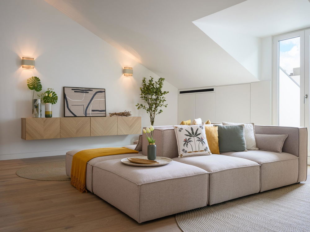 3 Bedroom Apartment Duplex with Parking Villa Infante, Lisbon 3636567580