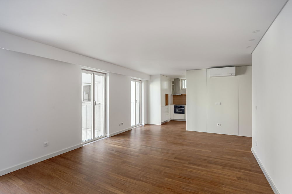 2-bedroom apartment with balcony in Palmira 28, Lisbon 3928355600