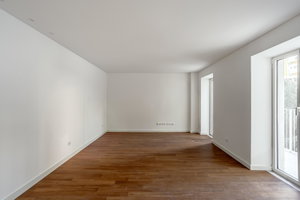 2-bedroom apartment with balcony in Palmira 28, Lisbon 3928355600