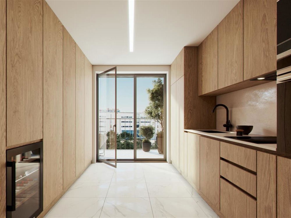 3 Bedroom apartment with parking, Campo Grande, Lisbon 1608878404