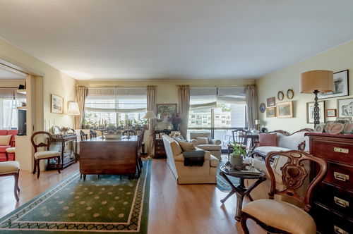 3+1 bedroom apartment with garage Pinheiro Manso Porto 582596851