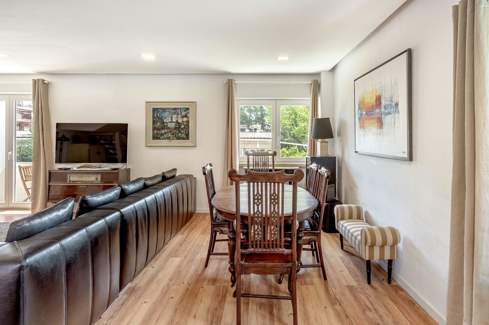 Renovated 4-bedroom villa, garage, Barcarena, Oeiras 1033956586