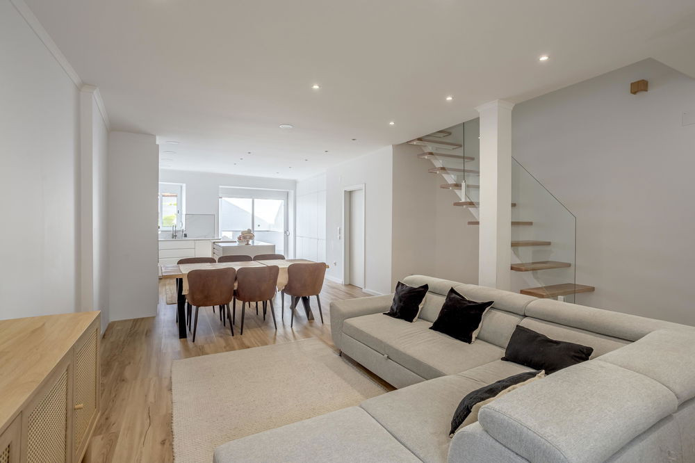 3-bedroom duplex villa with terrace in Montijo, Setúbal 2817140555