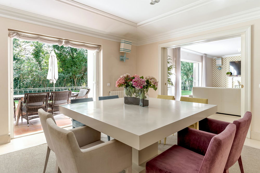 4+1-bedroom villa, in Quinta Patino, Estoril 1392219625