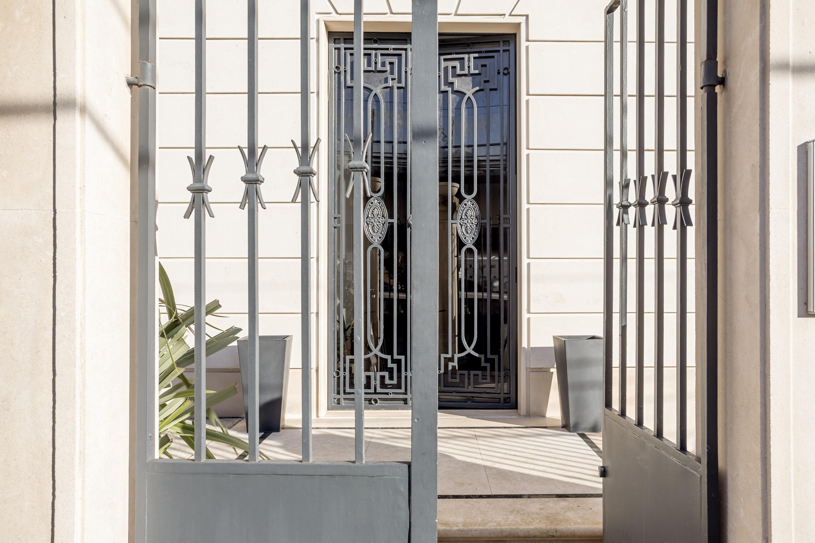 3+2 bedroom duplex apartment Restelo Belém Lisboa