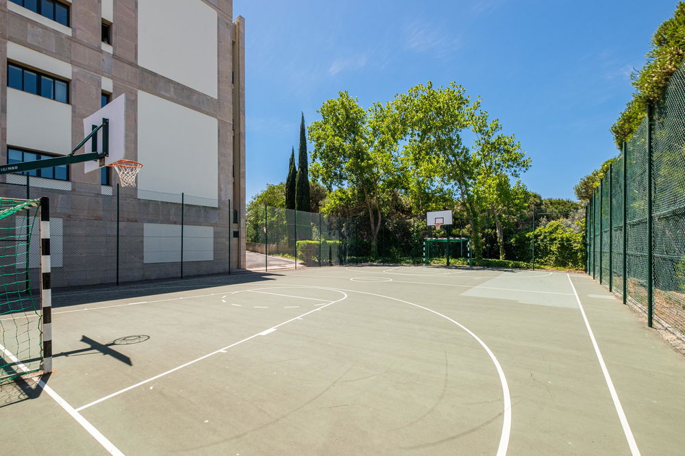 2-bedroom apartment in the VillaRestelo condominium, Lisbon 170114316