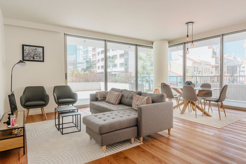 2 bedroom apartment near the beach, in Armação de Pêra 3109716324