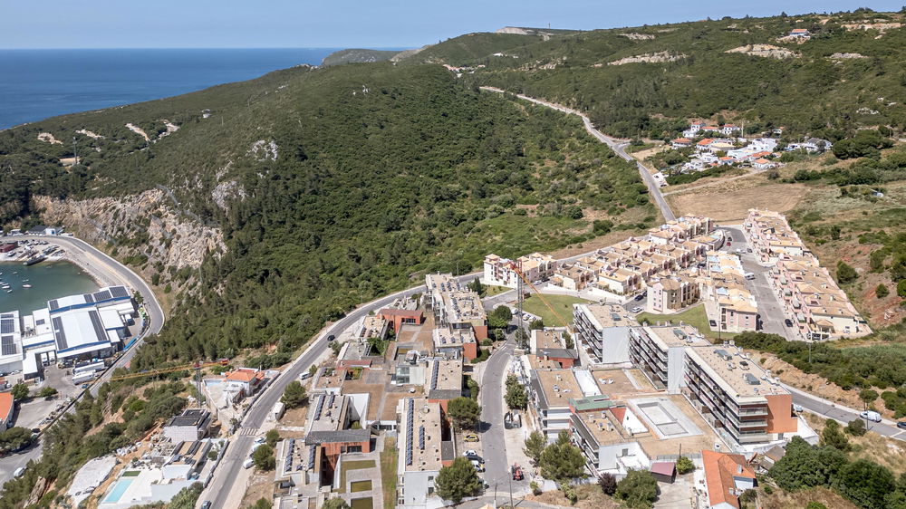 Apartamento T2 com terraço, no Harbour View, Sesimbra 736283615