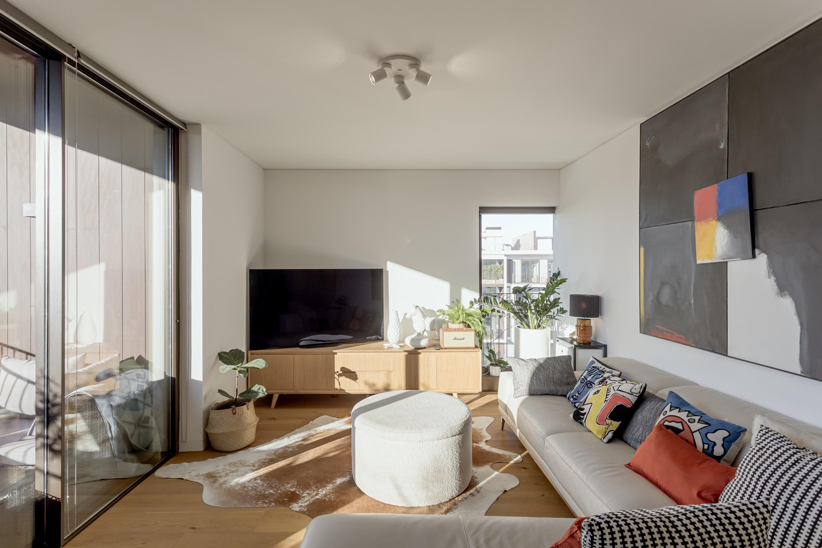 3-bedroom penthouse apartment in gated community Benfica Lisbon