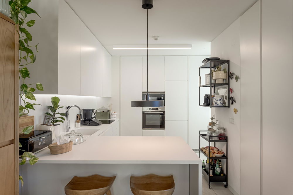 3-bedroom penthouse apartment in gated community, Benfica, Lisbon 369293662