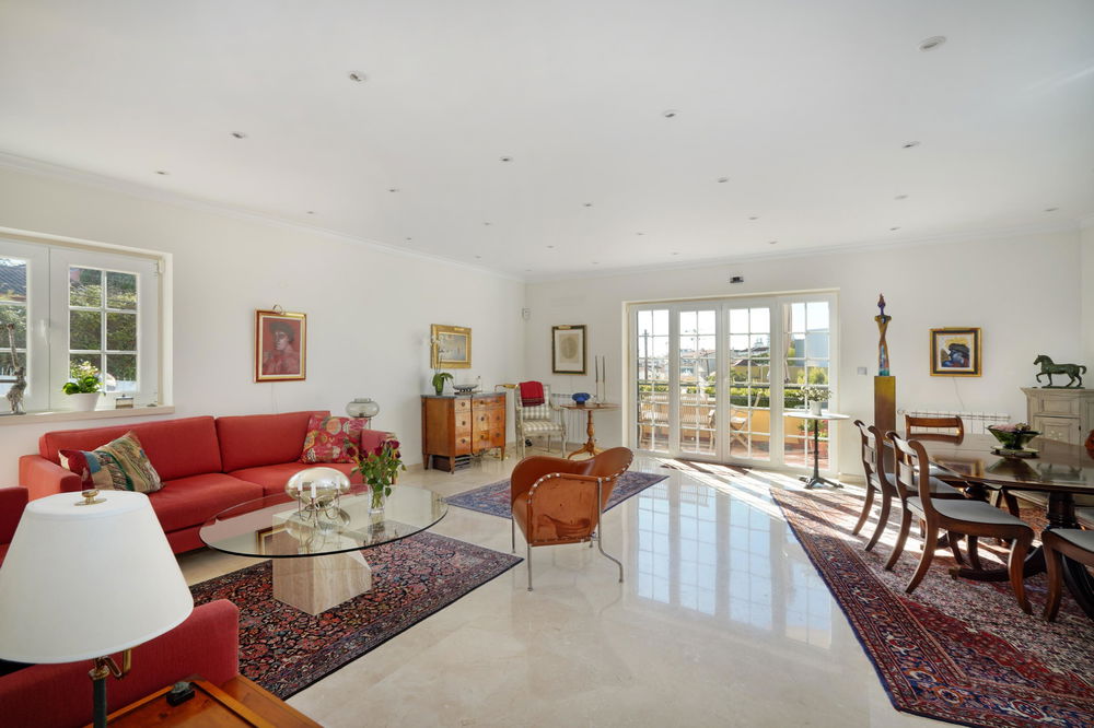 3+1 villa with garage and garden in Estoril, Cascais 3981052148