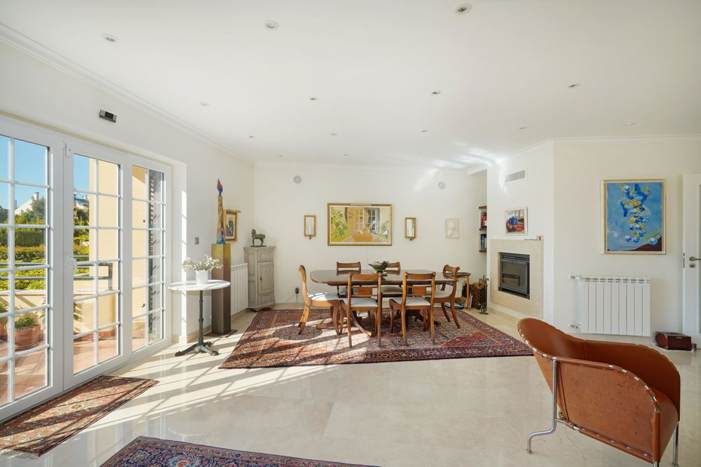 3+1 villa with garage and garden in Estoril, Cascais 3981052148