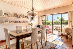 3-bedroom beachfront apartment in Cascais 3239886213