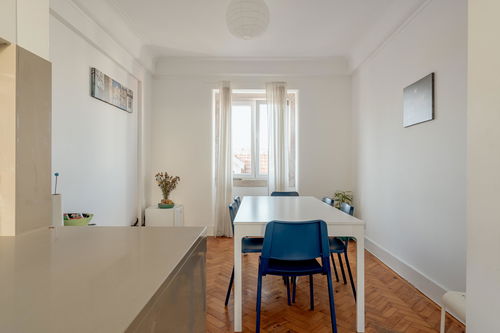 Apartamento T4, renovado e equipado, na Graça, Lisboa 817356420
