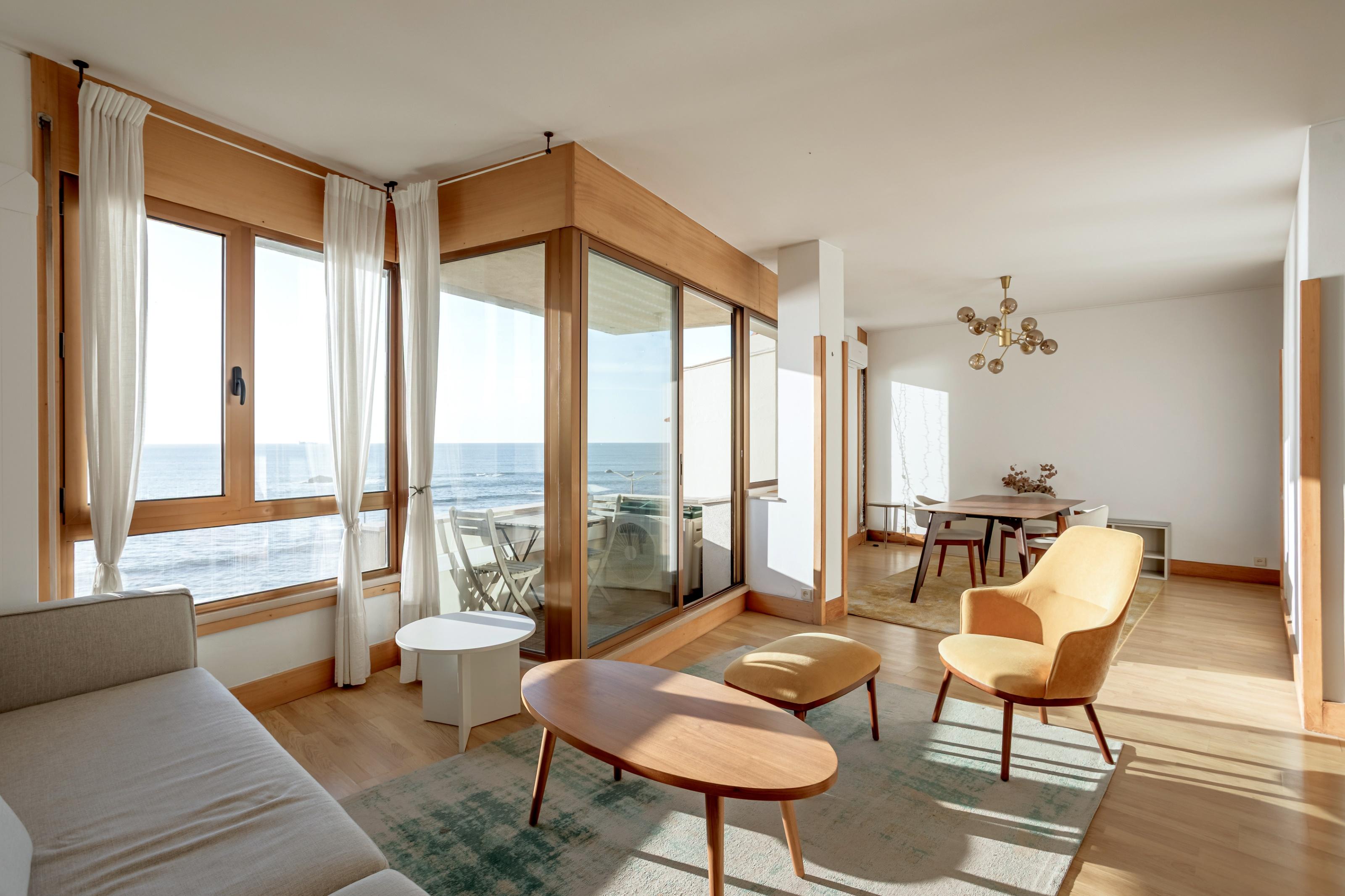 4-bedroom apartment with sea view Foz do Douro Porto