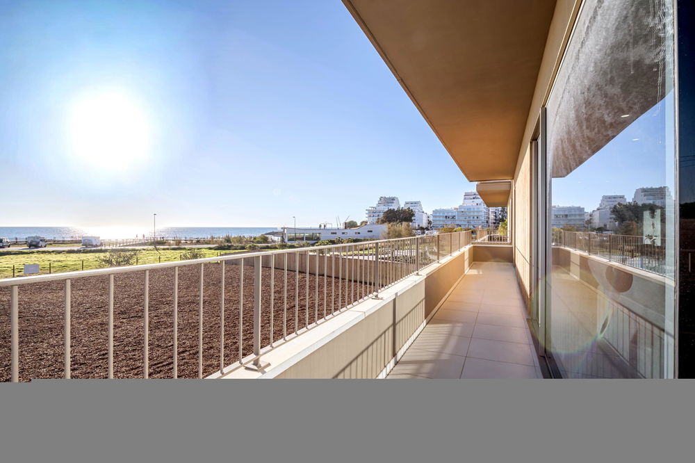 2 bedroom apartment with balcony and sea view, in Quarteira. 3404218311