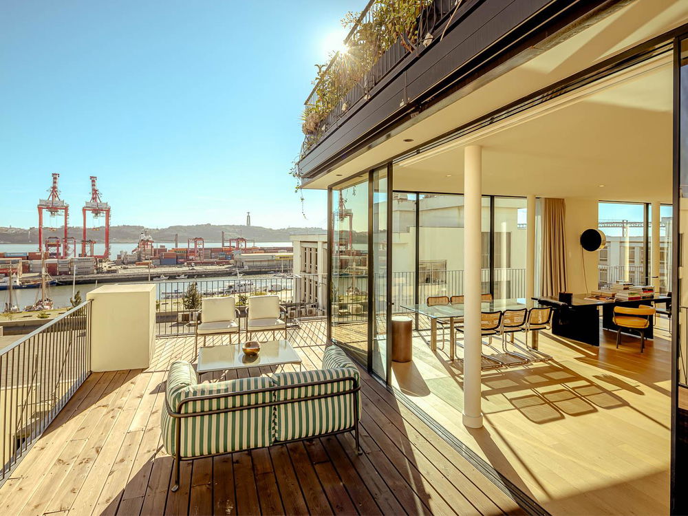 3 bedroom apartment with terrace and parking at Lumia. 2125394333