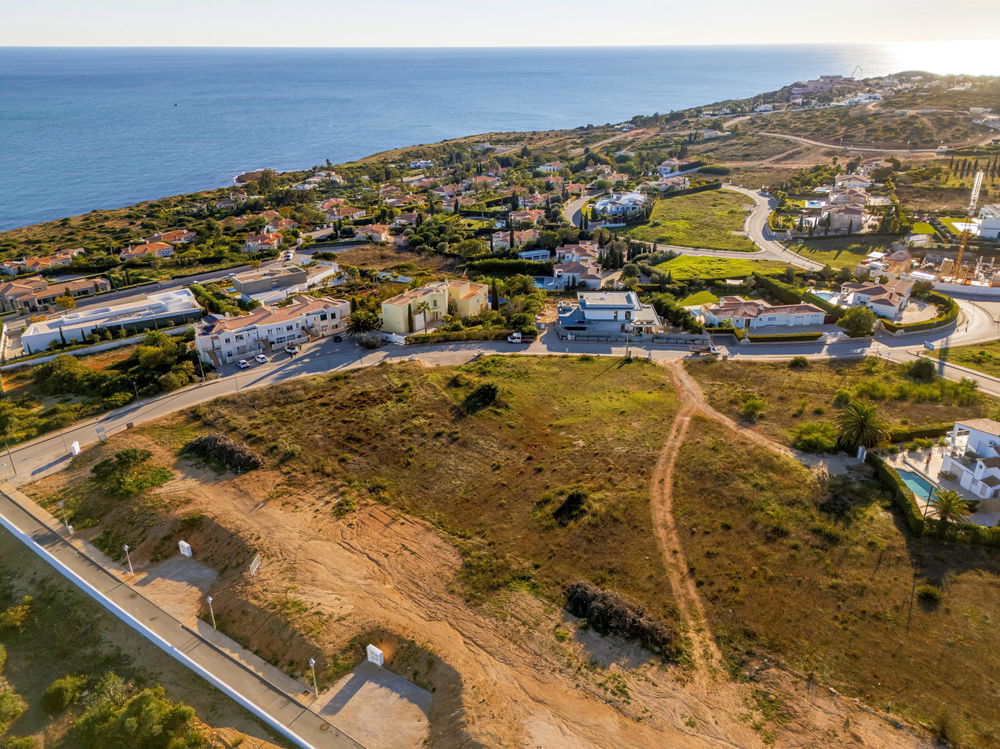 Building plot in Lagos, Luz, Algarve 96778381