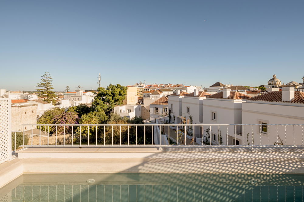 Moradia T3 com piscina na cobertura em Tavira Algarve 1818606618