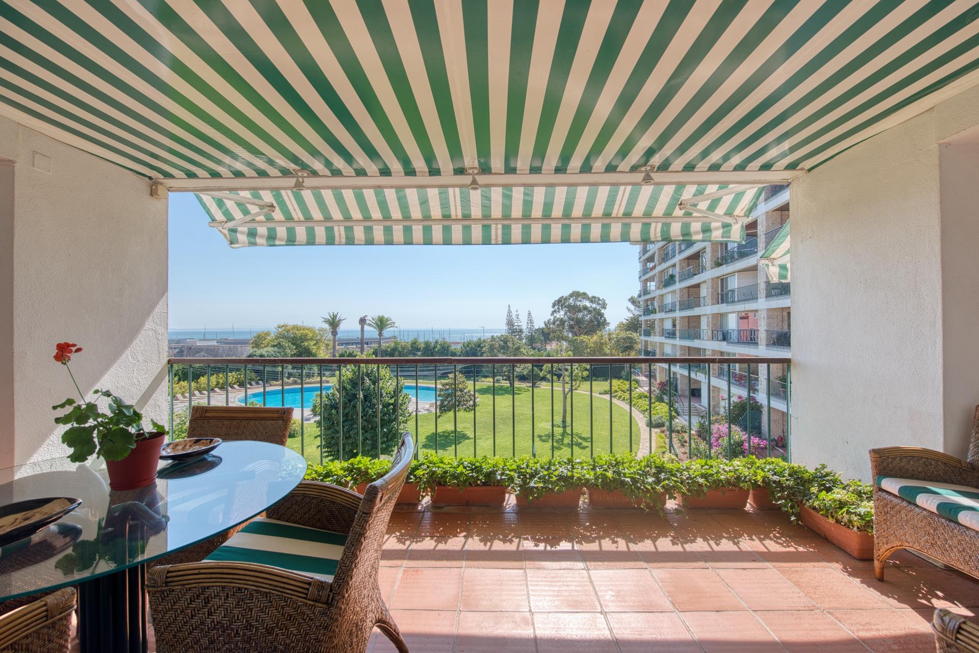 4-bedroom apartment in Casas da Gandarinha Cascais.