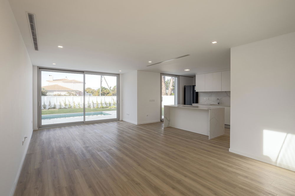 4-bedroom villa with swimming pool, in Quinta da Bicuda, Cascais 3912930978