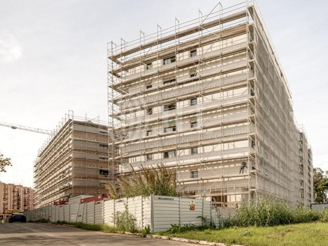 2 bedroom apartment with balcony in Telheiras, Lisbon 4219028619