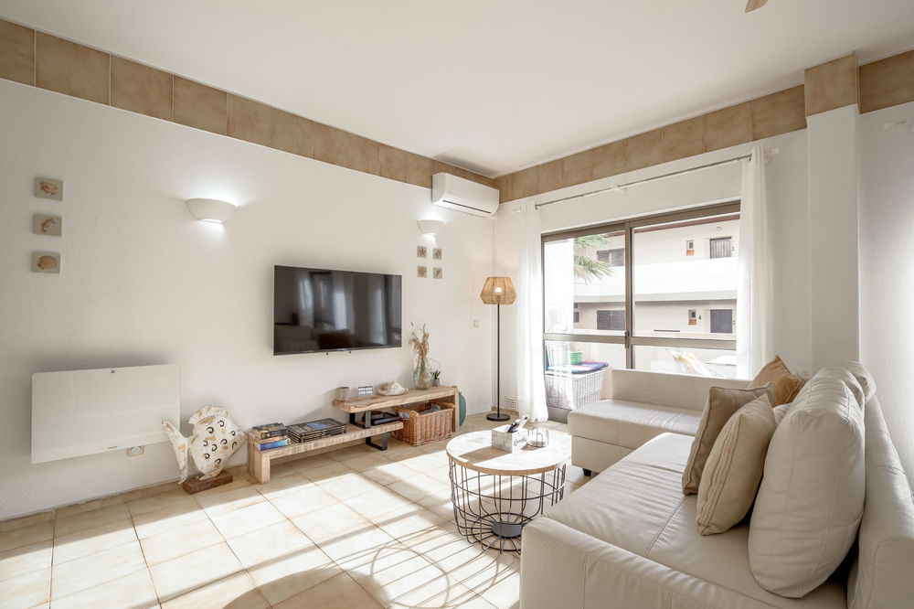2-bedroom apartment in condominium in Lagos, Algarve 105929725