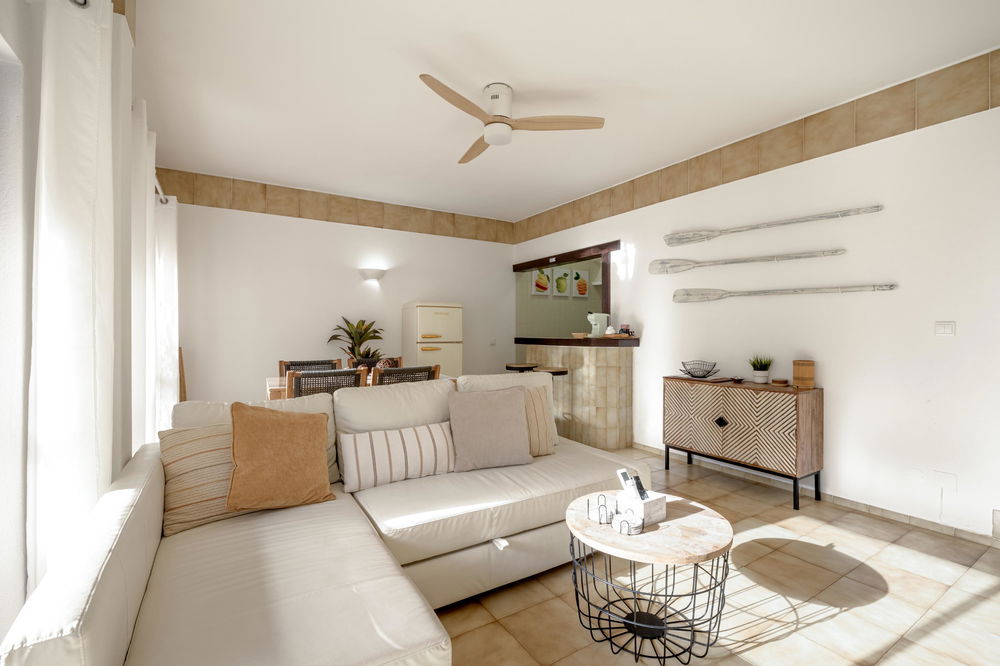 2-bedroom apartment in condominium in Lagos, Algarve 105929725