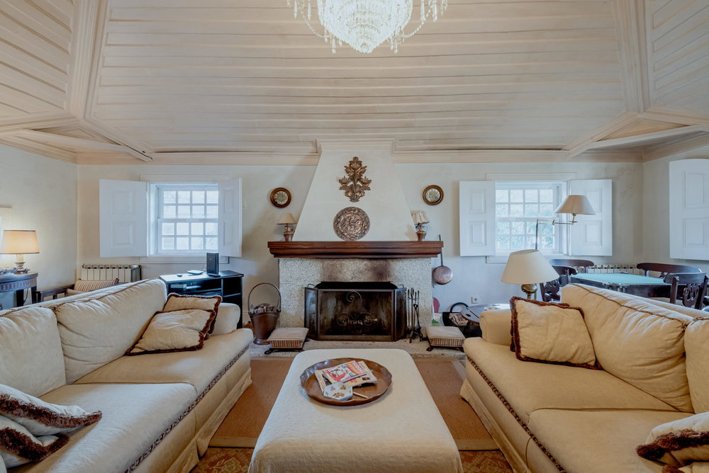 T5 estate with swimming pool, in the Douro region, in Penafiel. 159868003