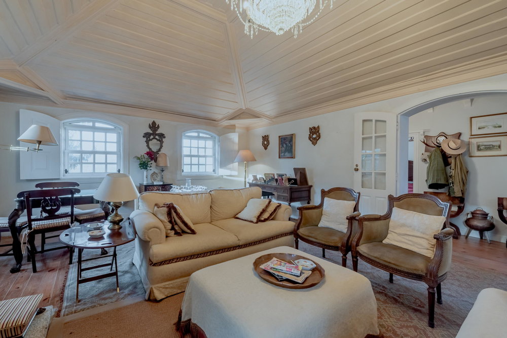 T5 estate with swimming pool, in the Douro region, in Penafiel. 159868003