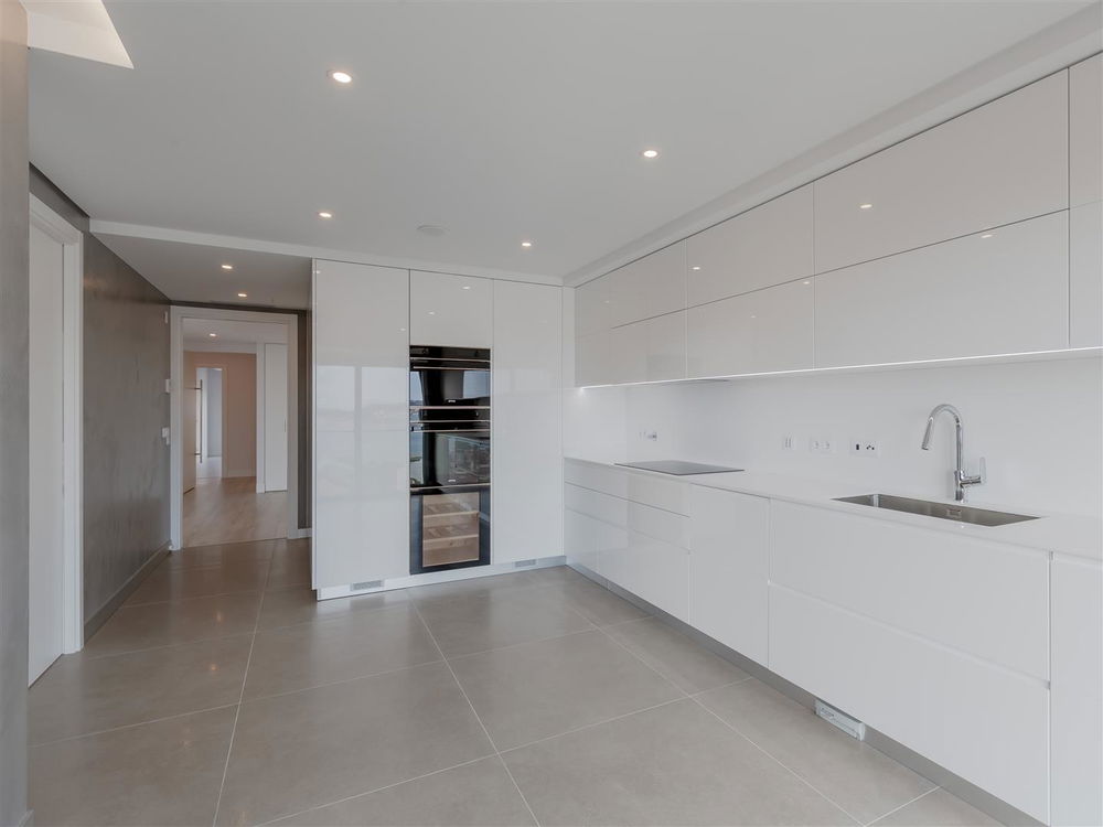 3-bedroom apartment balcony and garage in Algés Oeiras 3421707840