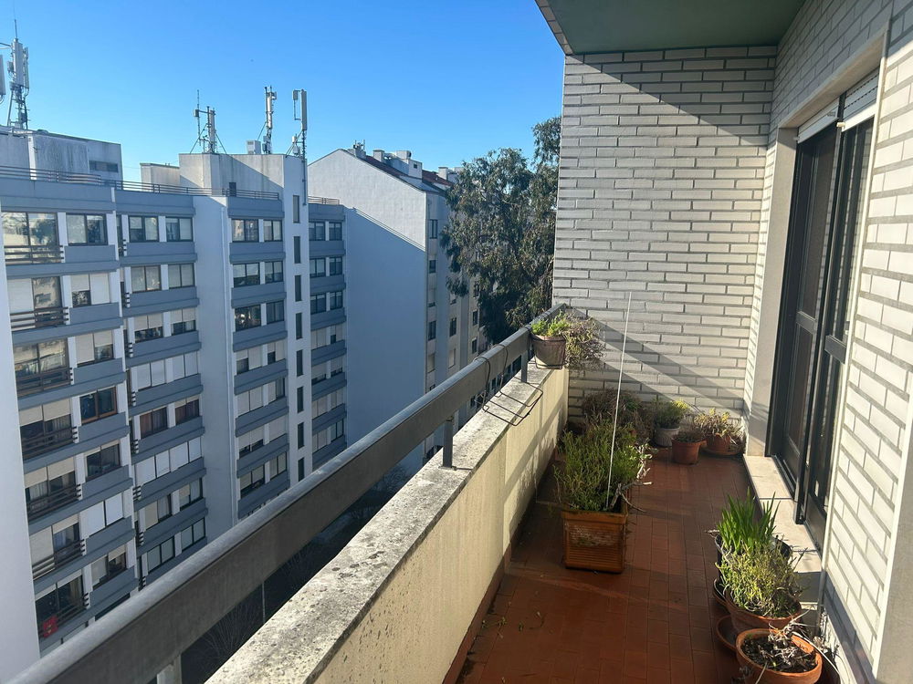 4-bedroom apartment in a condominium complex, Pinheiro Manso 2737158290