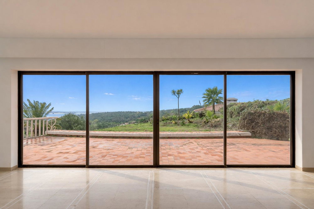 6-Bedroom Villa with garage and swimming pool, in Queijas, Carnaxide. 1424874503